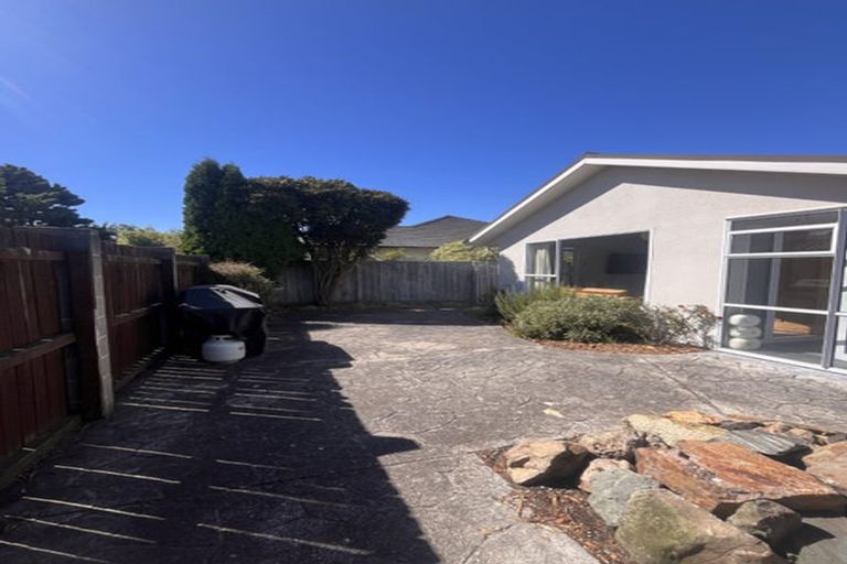 Photo of property in 247a Avonhead Road, Avonhead, Christchurch, 8042