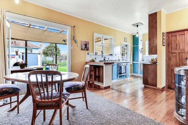 Photo of property in 63 Jellicoe Drive, Hamilton East, Hamilton, 3216