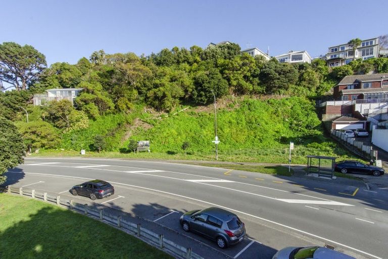 Photo of property in 384 Evans Bay Parade, Hataitai, Wellington, 6021