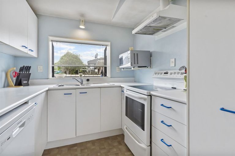 Photo of property in 3/69 Moore Street, Howick, Auckland, 2014