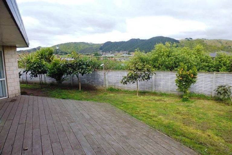 Photo of property in 15 Soldiers Way, Paraparaumu, 5032