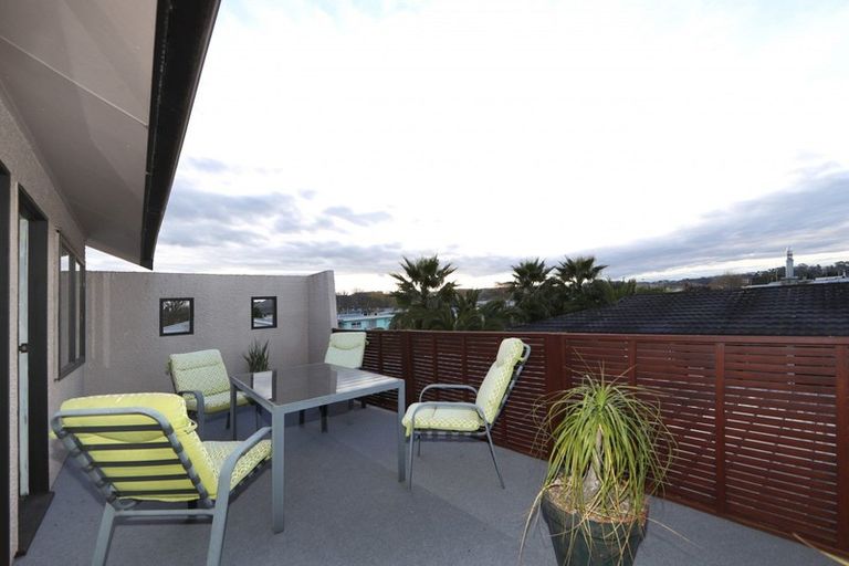 Photo of property in 28 Ranfurly Street, Tamatea, Napier, 4112