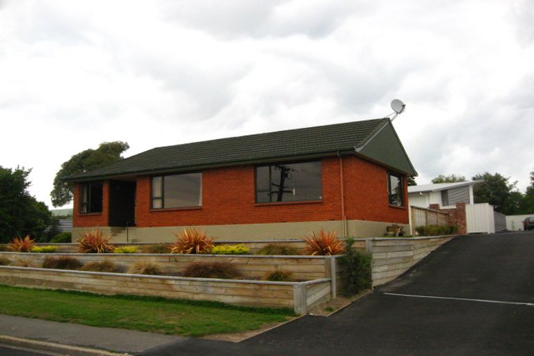 Photo of property in 6 Walton Park Avenue, Fairfield, Dunedin, 9018