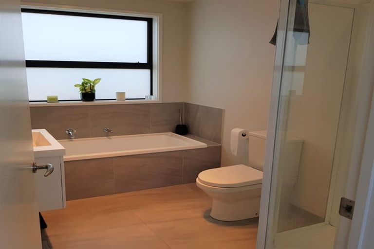 Photo of property in 6 Tomairangi Crescent, Pukekohe, 2120