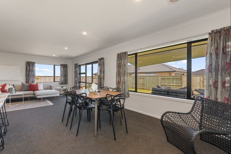 Photo of property in 79 Balrickard Way, Milson, Palmerston North, 4414