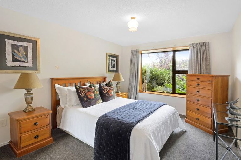 Photo of property in 2 Pentland Drive, Belfast, Christchurch, 8051