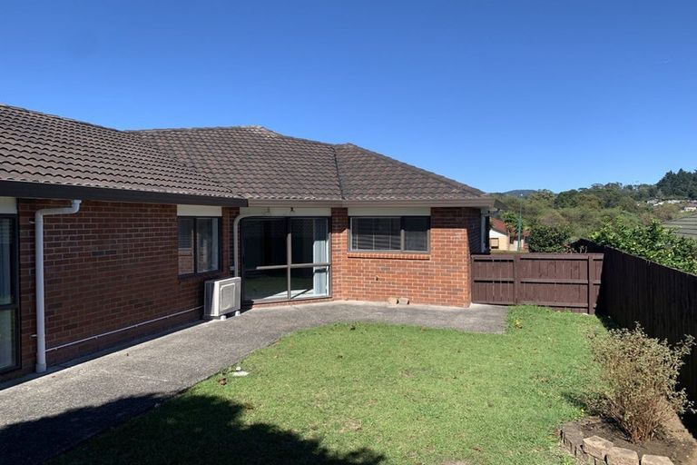 Photo of property in 6 Fleetwood Drive, Henderson, Auckland, 0612