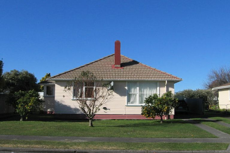 Photo of property in 22 Neal Crescent, Onekawa, Napier, 4110