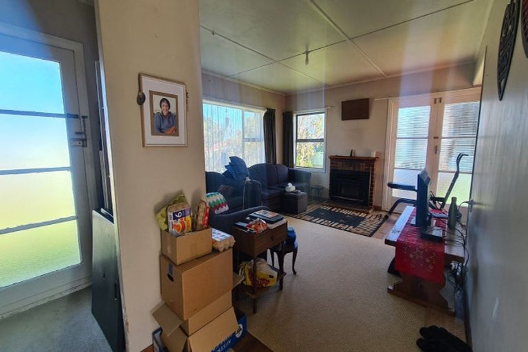 Photo of property in 3 Hickey Place, Opunake, 4616