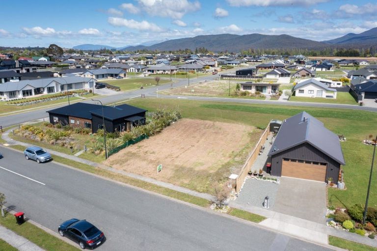 Photo of property in 33 Takitimu Avenue, Te Anau, 9600