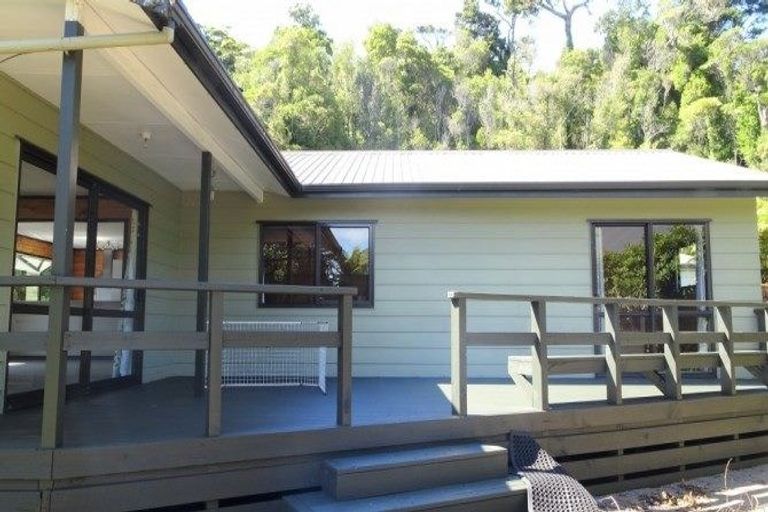 Photo of property in 64 Power Road, Karoro, Greymouth, 7805