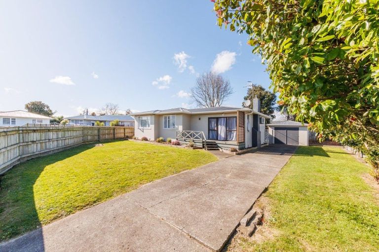 Photo of property in 27 Winchester Street, Awapuni, Palmerston North, 4412
