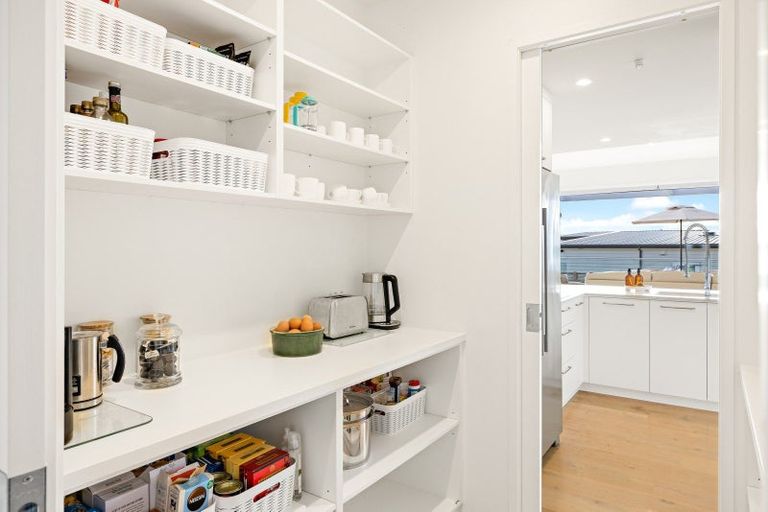 Photo of property in 6 Wendy Hood Way, Snells Beach, 0920