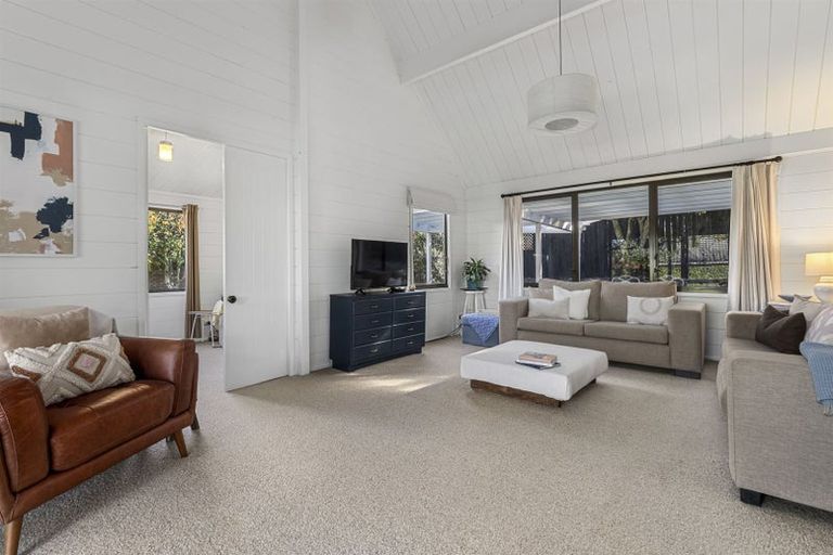 Photo of property in 17 Idesia Grove, Matua, Tauranga, 3110