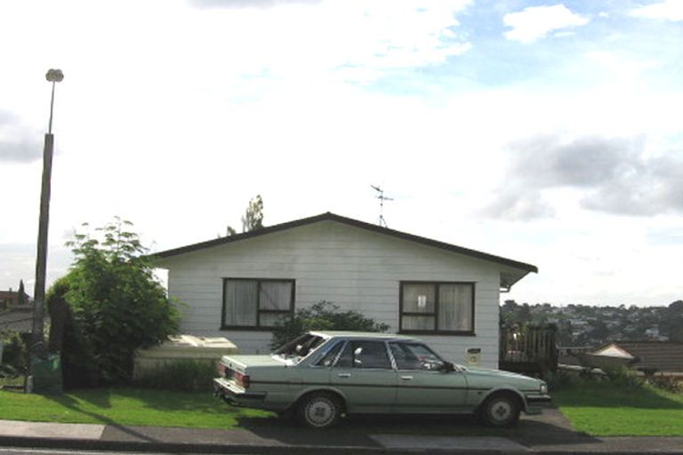 Photo of property in 40 Widmore Drive, Massey, Auckland, 0614