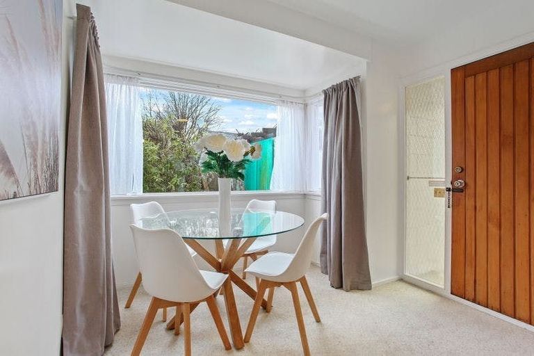 Photo of property in 16b Cashmere Road, Cashmere, Christchurch, 8022