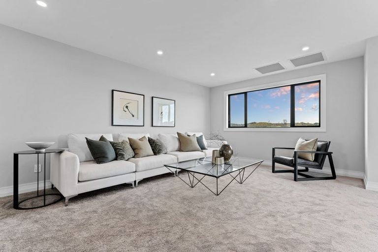 Photo of property in 20 Kikorangi Drive, Wainui, 0992