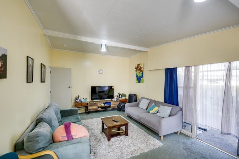 Photo of property in 9 Rimu Place, Taradale, Napier, 4112
