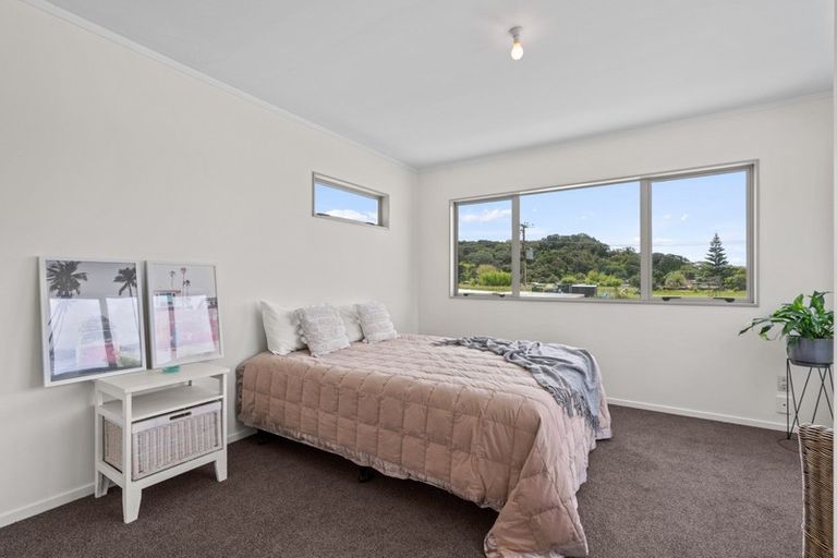 Photo of property in 13 Taiwa Road, Oakura, Hikurangi, 0184