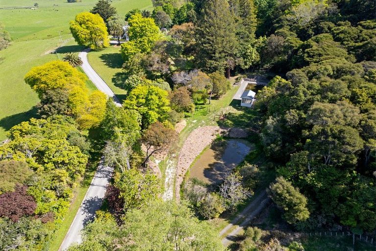 Photo of property in 1169a Ponatahi Road, Ponatahi, Carterton, 5792