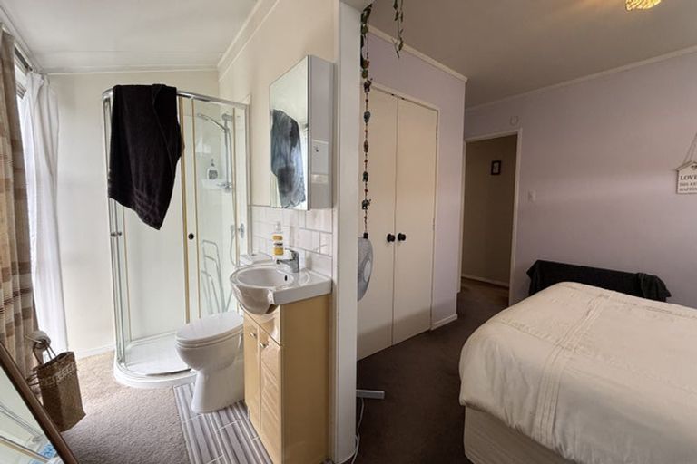 Photo of property in 83 Marellen Drive, Red Beach, 0932
