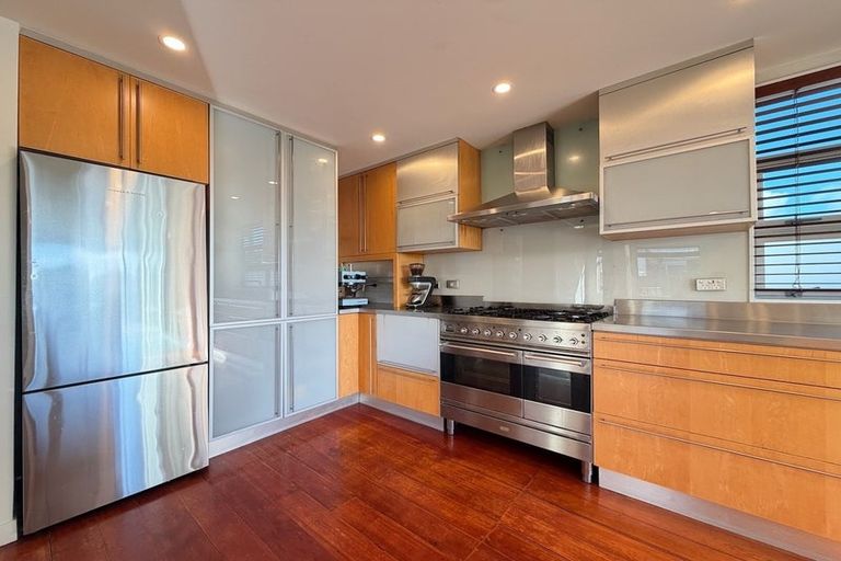 Photo of property in 16 Tireti Road, Titahi Bay, Porirua, 5022