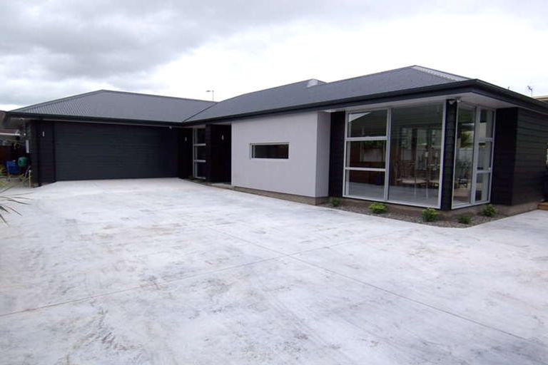Photo of property in 524a Church Street, Palmerston North, 4410
