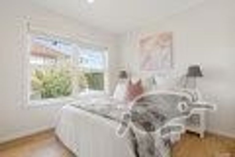 Photo of property in 1/51 Jutland Road, Hauraki, Auckland, 0622