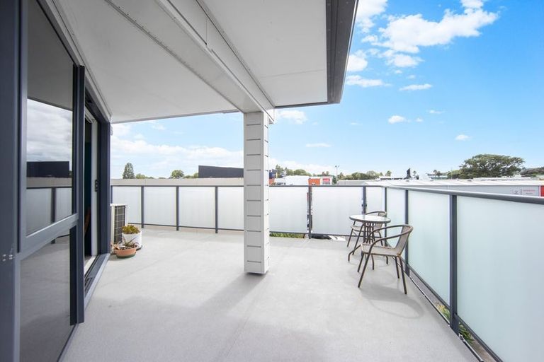 Photo of property in 4/9 Freeman Way, Manukau, Auckland, 2104