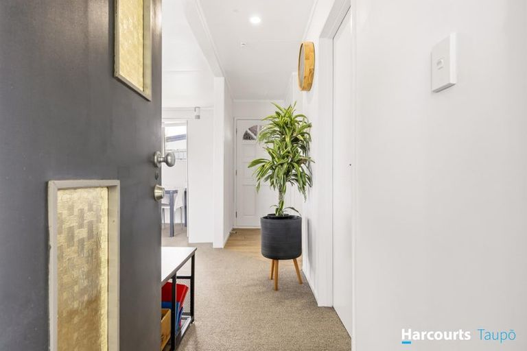 Photo of property in 84 Hyde Avenue, Richmond Heights, Taupo, 3330