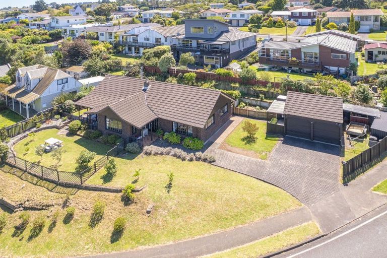 Photo of property in 2 Montgomery Road, Otamatea, Whanganui, 4501