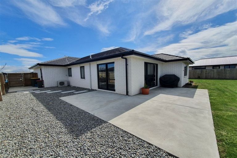 Photo of property in 32 Lucca Crescent, Rolleston, 7615
