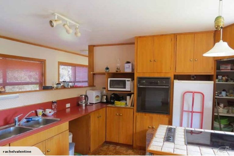 Photo of property in 104 Cemetery Road, Wainui, Silverdale, 0992