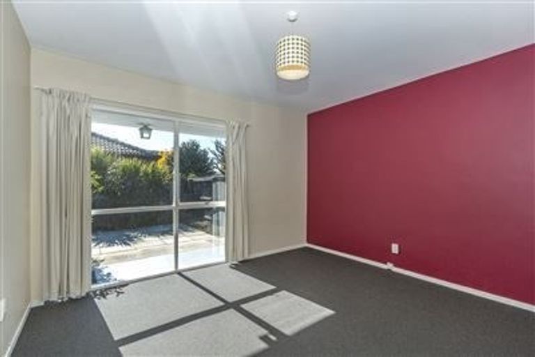 Photo of property in 4/30b Nortons Road, Avonhead, Christchurch, 8042