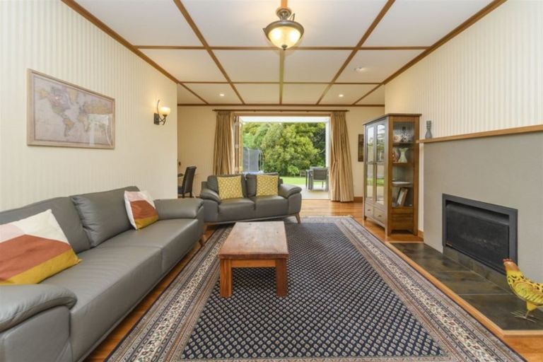 Photo of property in 1387 Colyton Road, Ashhurst, Palmerston North, 4470
