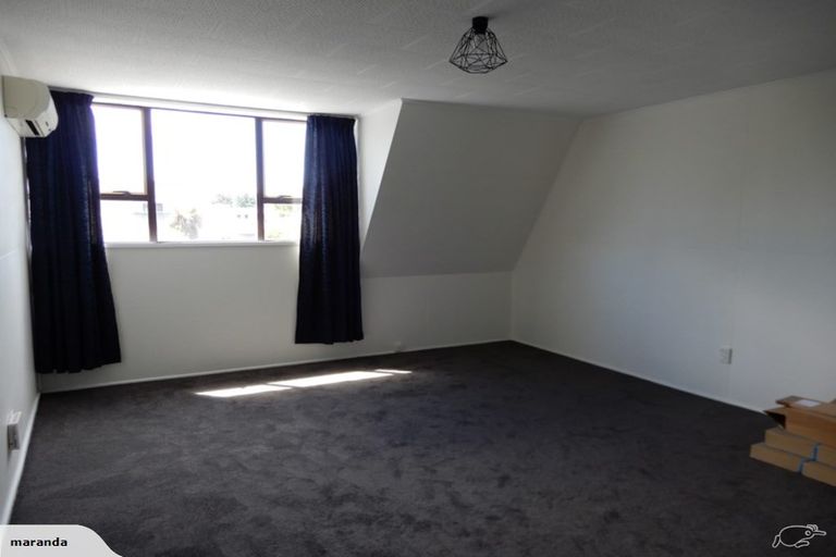 Photo of property in 4/43 Brockworth Place, Riccarton, Christchurch, 8011