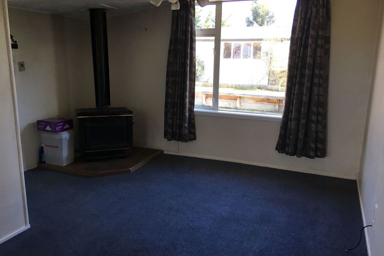 Photo of property in 14 Bluff Hill Road, Waianakarua, Oamaru, 9495