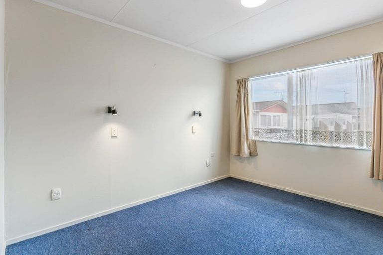 Photo of property in 2/16 Parkers Road, Tahunanui, Nelson, 7011