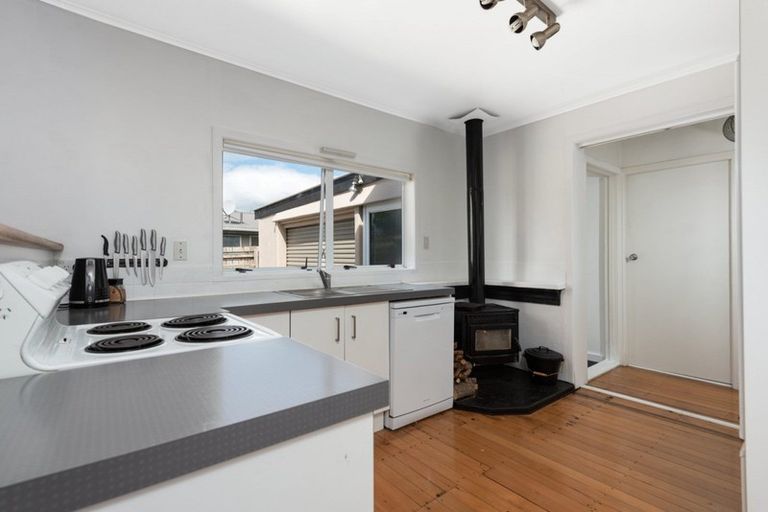 Photo of property in 2/15 Greerton Road, Gate Pa, Tauranga, 3112