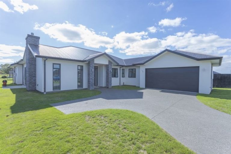 Photo of property in 35 Seymour Drive, Rolleston, 7614