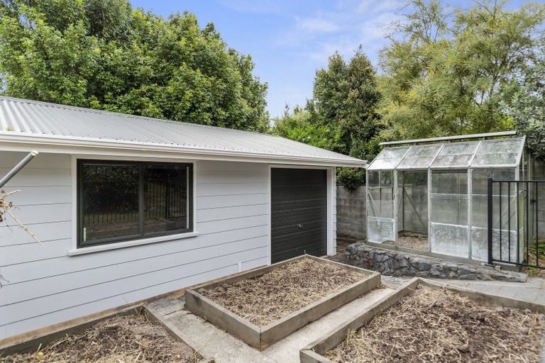 Photo of property in 10 Edwin Street, St Andrews, Hamilton, 3200