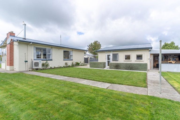 Photo of property in 10 Hillary Street, Winton, 9720