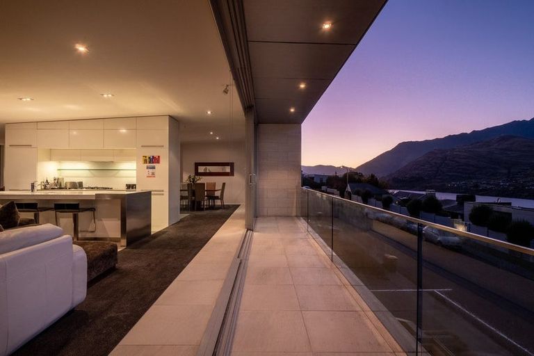 Photo of property in 74 Panorama Terrace, Queenstown, 9300