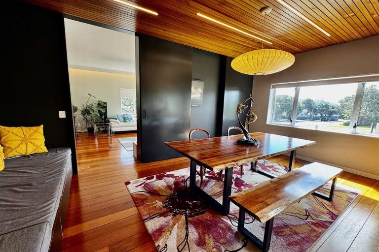 Photo of property in 16 Burnham Street, Seatoun, Wellington, 6022