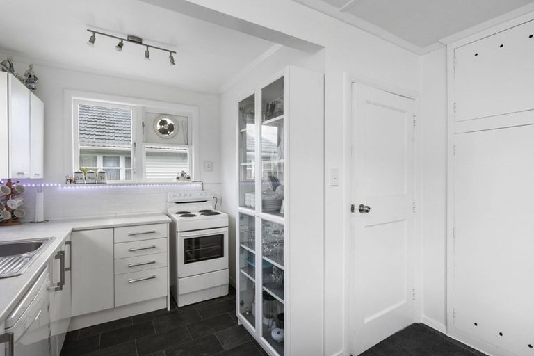 Photo of property in 71 Sladden Street, Naenae, Lower Hutt, 5011