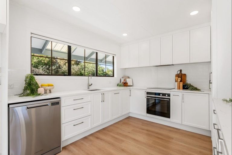 Photo of property in 77 Dawson Road, Snells Beach, Warkworth, 0982