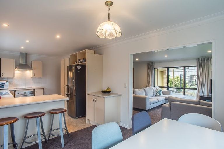 Photo of property in 21 Huia Street, Waikanae, 5036