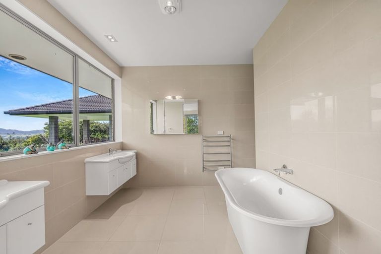 Photo of property in 2342 Cove Road, Mangawhai, 0573