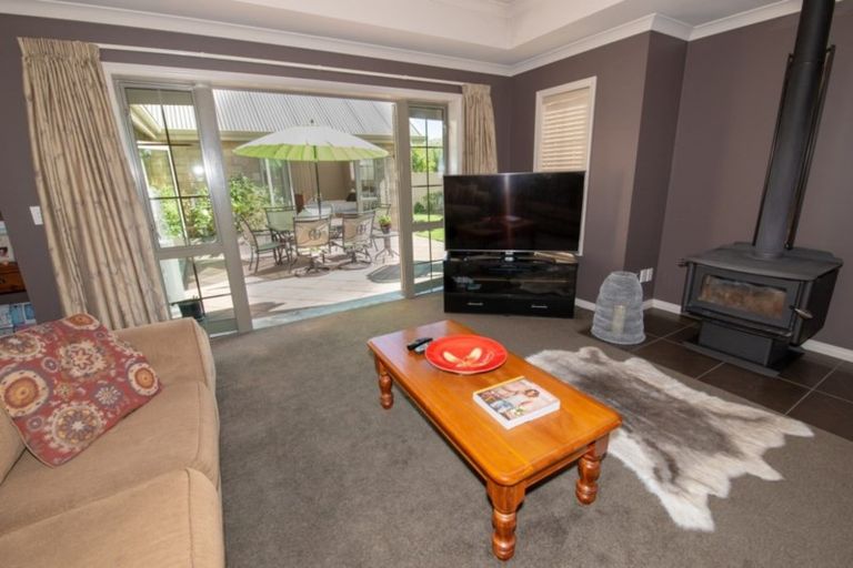 Photo of property in 34 Albert Drive, Clyde, 9330