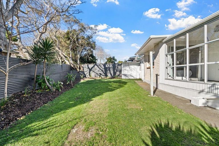 Photo of property in 109 Govett Avenue, Frankleigh Park, New Plymouth, 4310